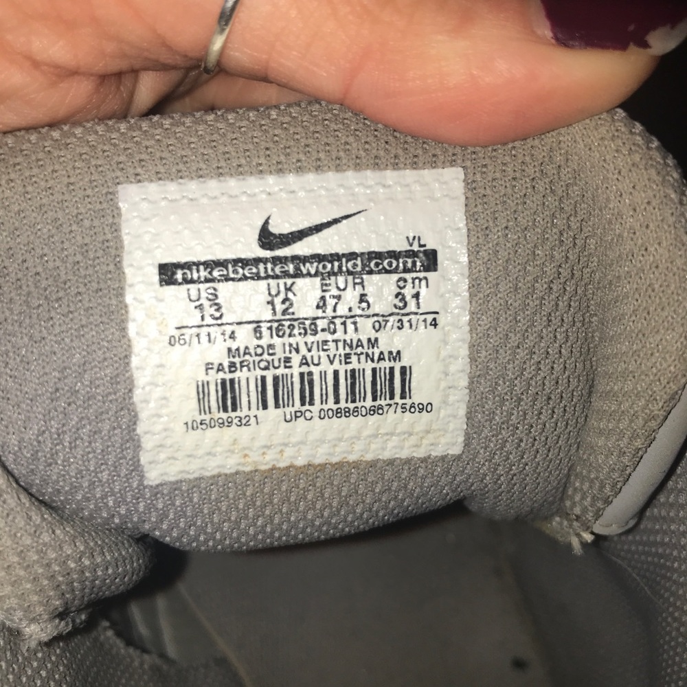 Nike cleats - Picture 4 of 4